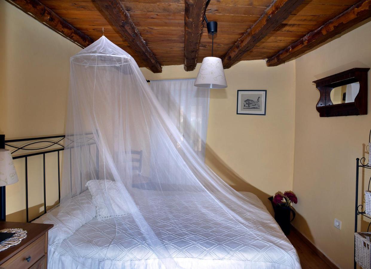 Affittacamere La Casita De Leire Tamajon Esterno foto