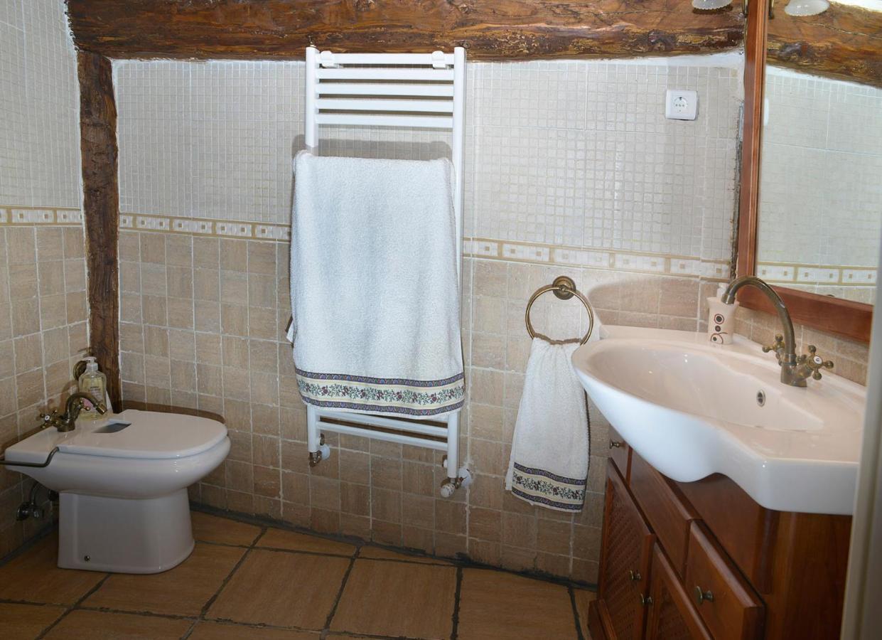 Affittacamere La Casita De Leire Tamajon Esterno foto
